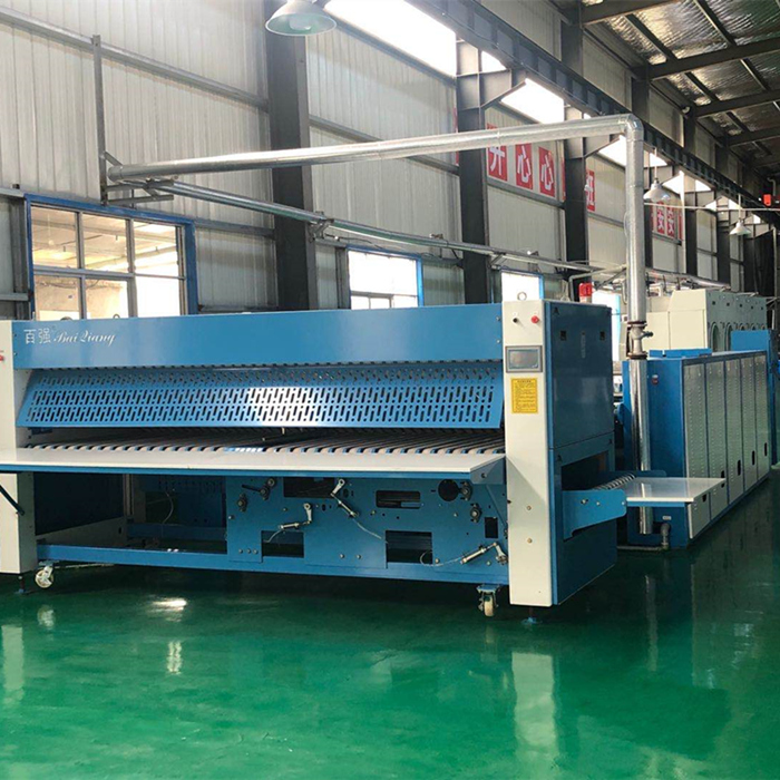 旺季，五星級酒店都是這么洗滌布草的